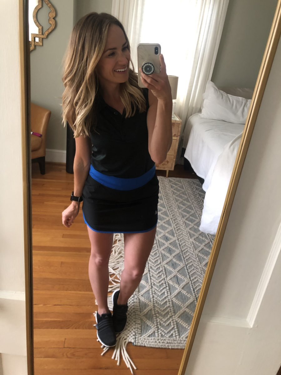 Golf outfit mirror selfie 