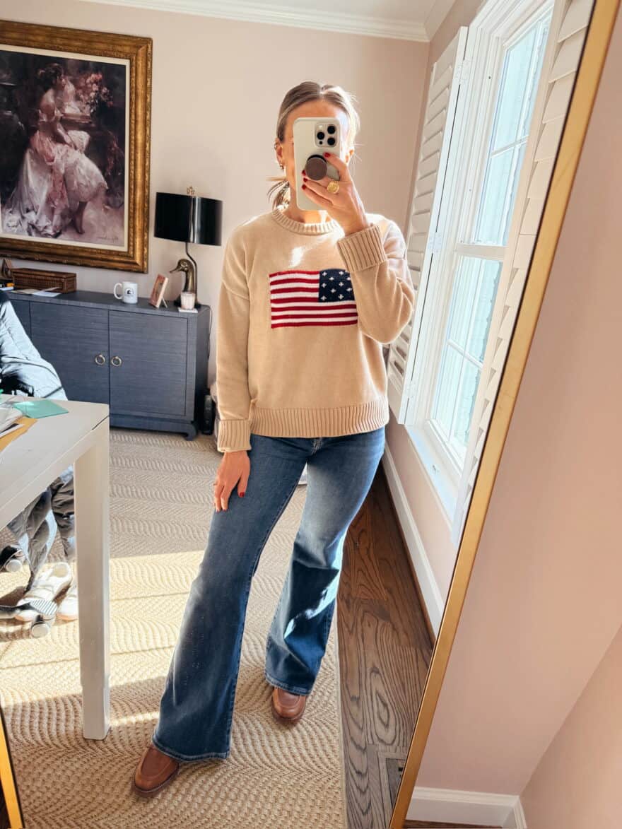 What Shoes to Wear with Flare Jeans (And What to Avoid) 