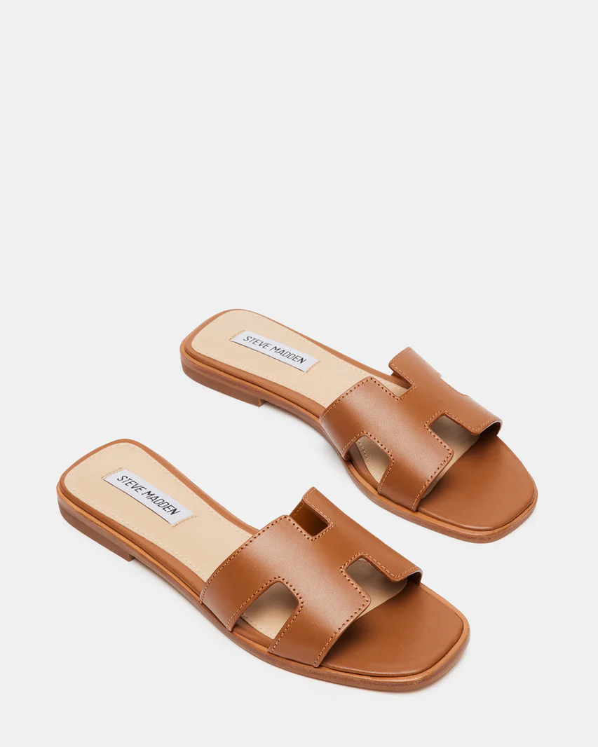 Steve madden neutral sandals that go with everything