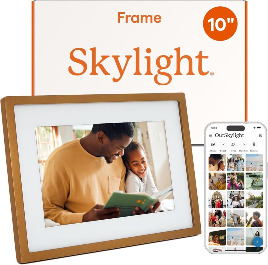 Skylight digital photo frame: Christmas gift idea for husbands