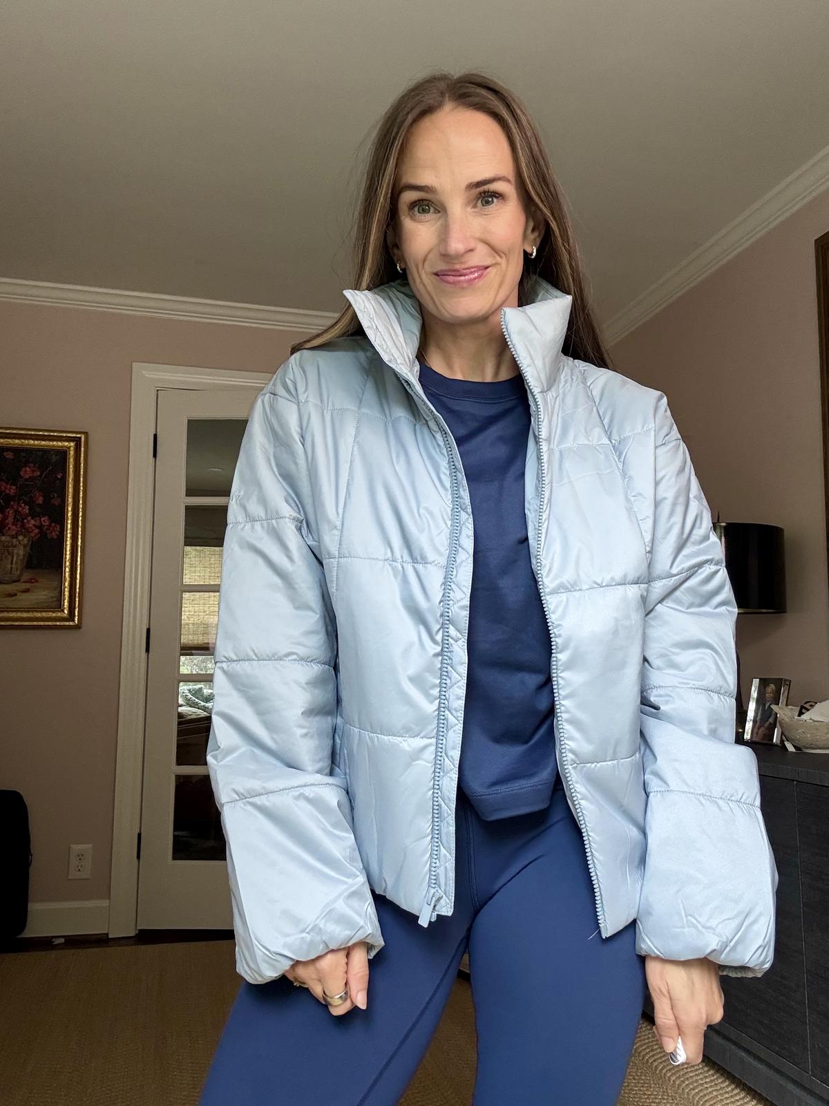 Vuori Canyon Insulated Sporty Jacket in Raindrop, size XS